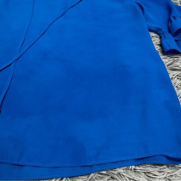 Cece Royal Blue Split Neck Line Shirt Size Small - Picture 3 of 9